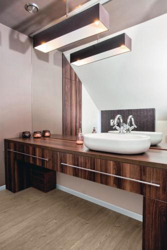 CF-2016 2514 Bathroom Natural-Rustic-Pine-2514